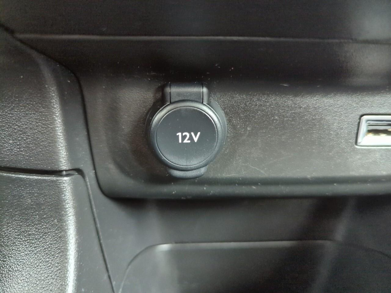 Citroën C3 bluehdi 100 bvm6 you — photo 25