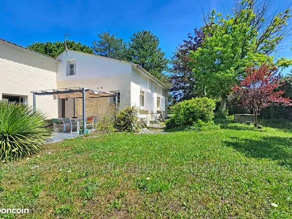 Maison 6 pièces 160 m²