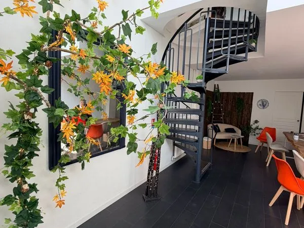 Local 75 m² Le Mans