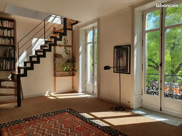 Appartement 7 pièces 161 m²
