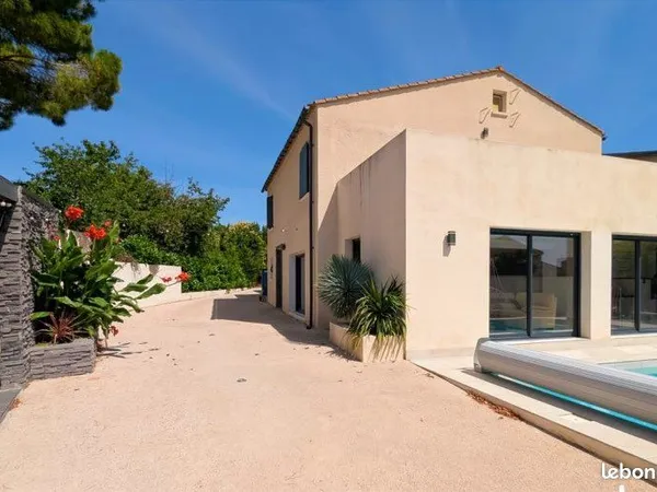 Maison 280 m