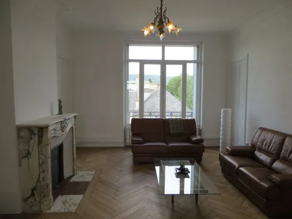 Appartement de 130m2 à louer sur Lons-le-Saunier