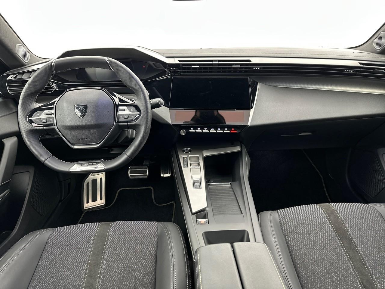 Peugeot 408 hybrid 145 e-dcs6 gt — photo 11