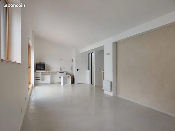 Appartement de 62 m2 dans une résidence artistique, à Arcueil (94)