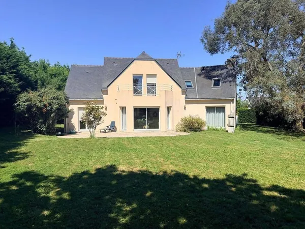 Maison 9 pièces 169 m²
