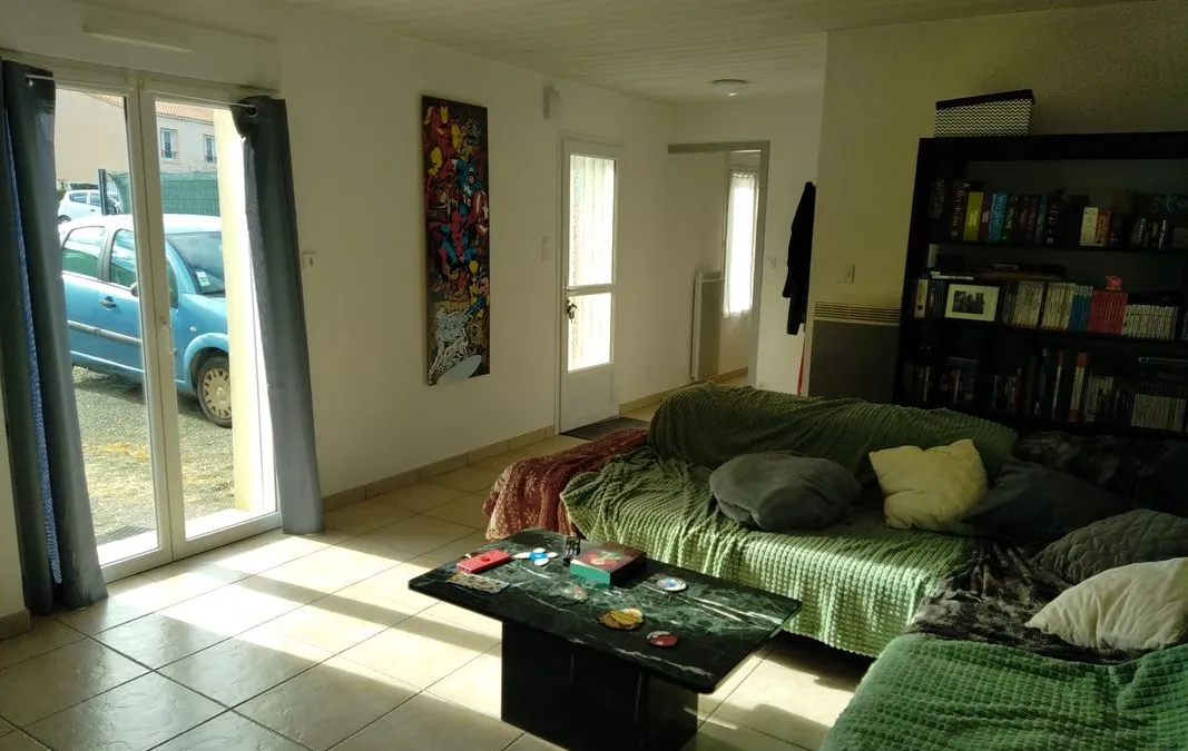 Photo 3