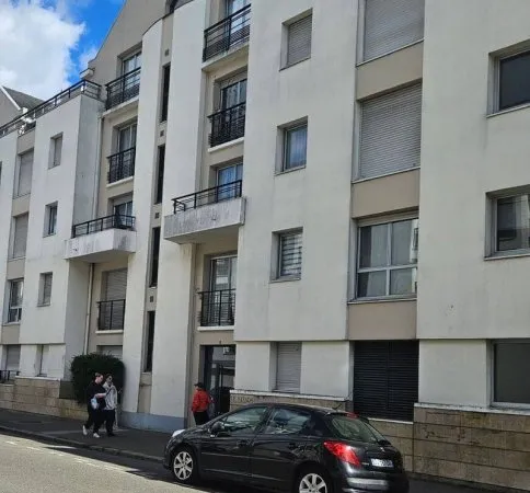 Parking 13 m²