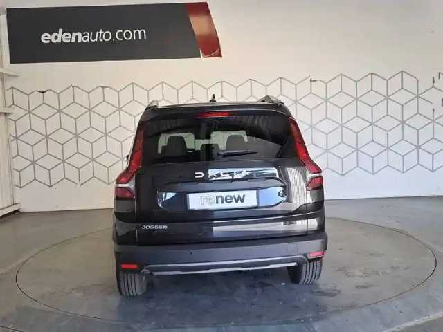 Dacia Jogger tce 110 7 places gsr2 — photo 100