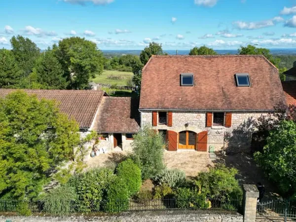 Maison 8 pièces 217 m²