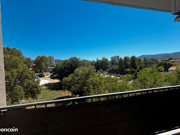 Location T4 rénové 72m*- Marseille 9e - 1150 CC