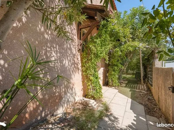 Villa 4 pièces 82 m²