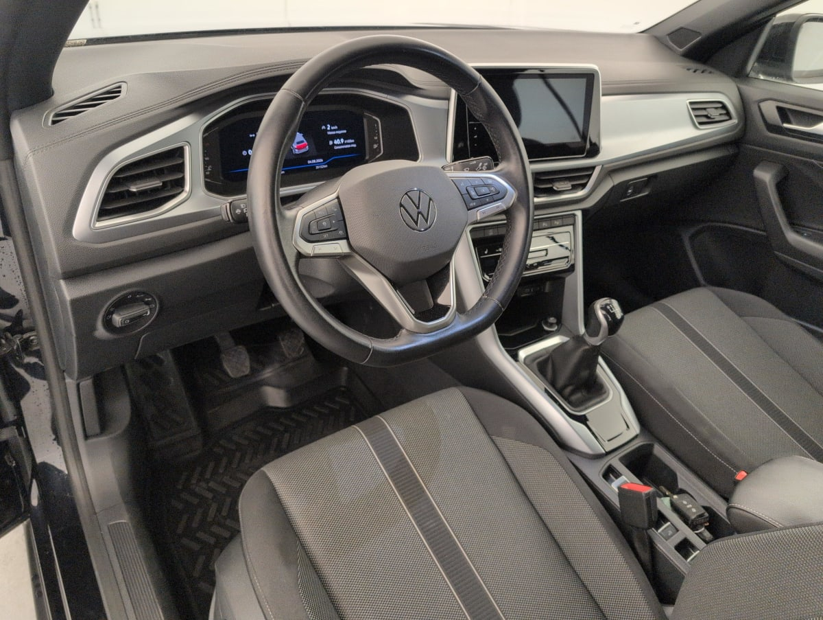 Volkswagen T-Roc Cabriolet — photo 14
