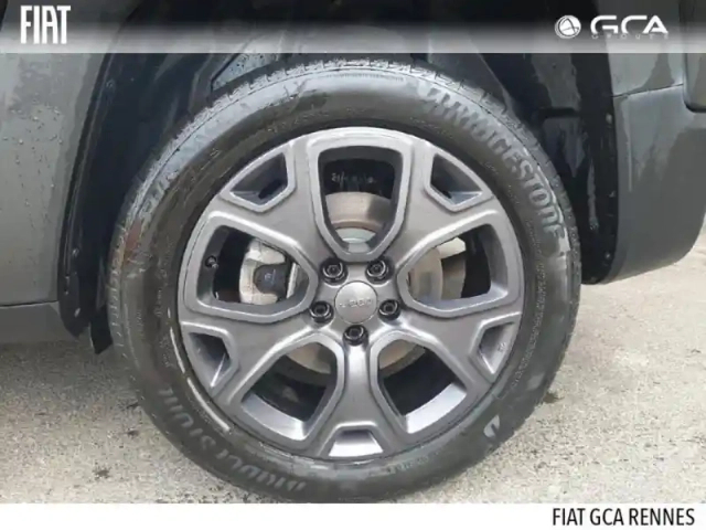Jeep Renegade 1.3 turbo t4 190ch 4xe limited at6 — photo 4