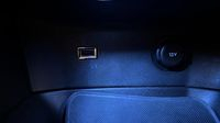 Peugeot 3008 HYBRID 225ch GT e-EAT8 — photo 30