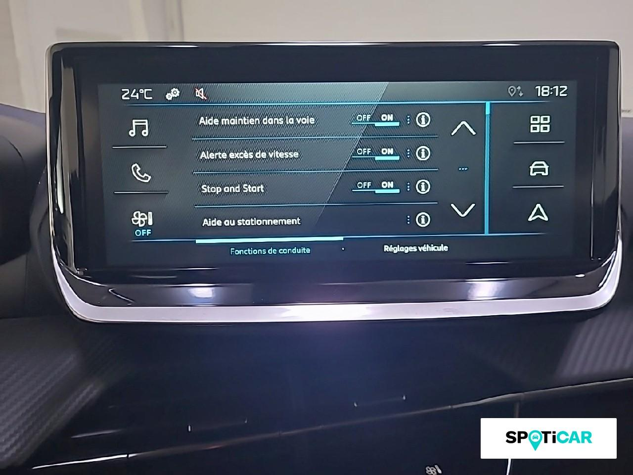 Peugeot 2008 hybrid 136 e-dcs6 style — photo 21