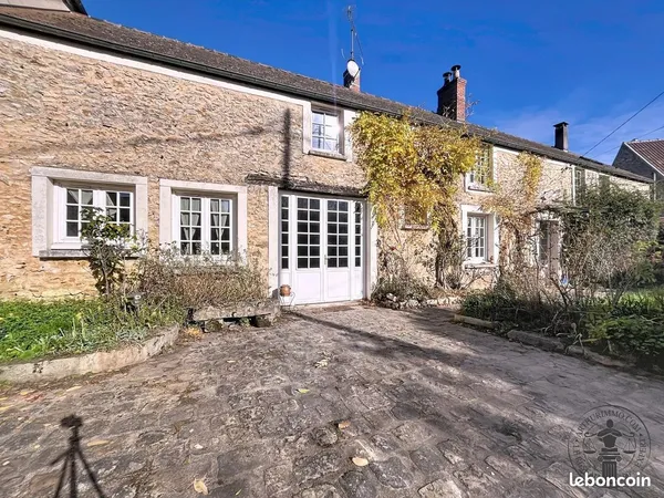 Maison 7 pièces 235 m²