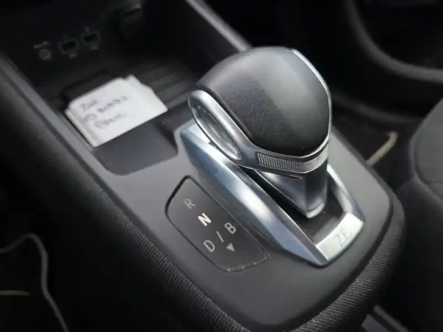 Renault Zoé zoe r110 — photo 16