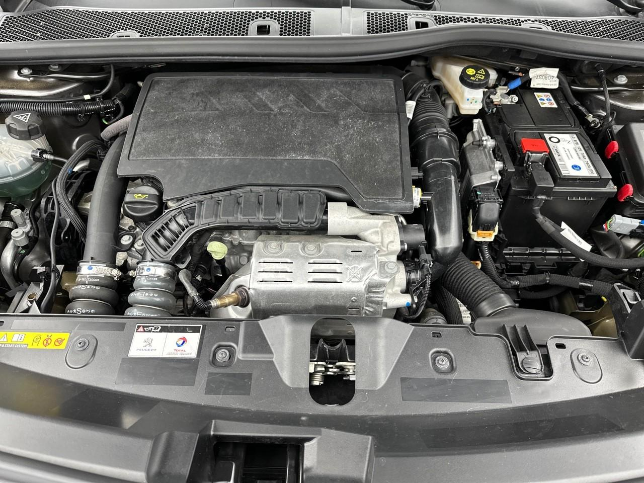Peugeot 2008 puretech 100 s&s bvm6 allure — photo 13
