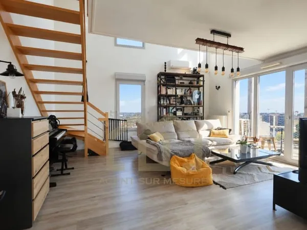 Quatre pièces - Romainville - 90,18m²