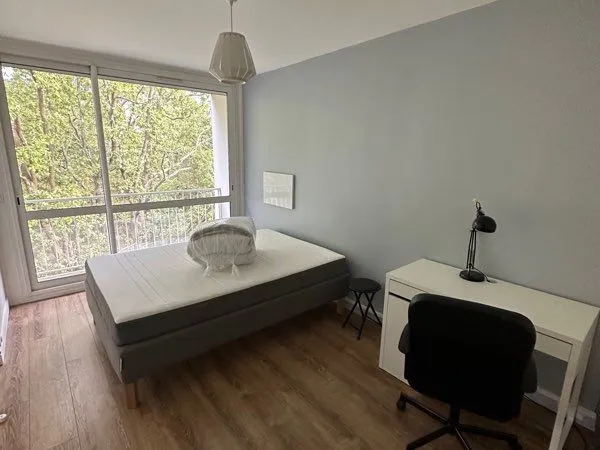 Collocation appartement T5 4 chambres Cergy préfecture