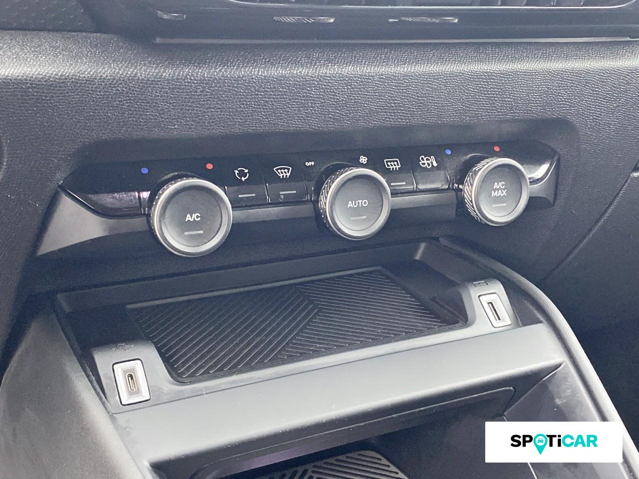 Citroën C4 moteur electrique 136ch (100 kw) shine automatique — photo 15