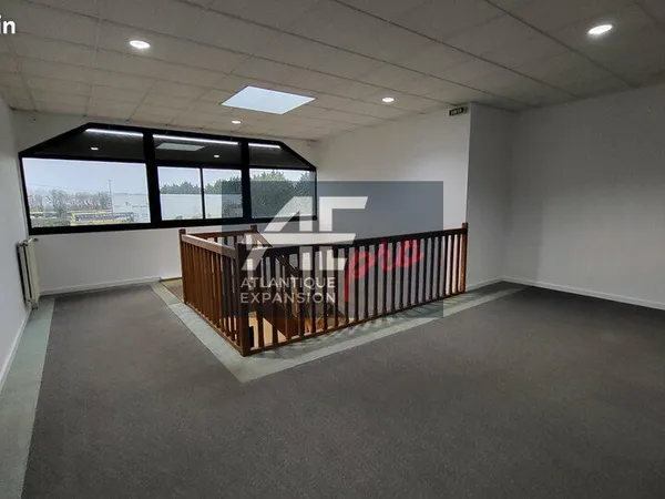 MURS 714 m² PONTCHÂTEAU