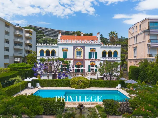 Terrain en individuel 826 m²