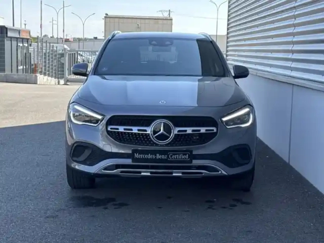 Mercedes Gla 200 progressive line — photo 8