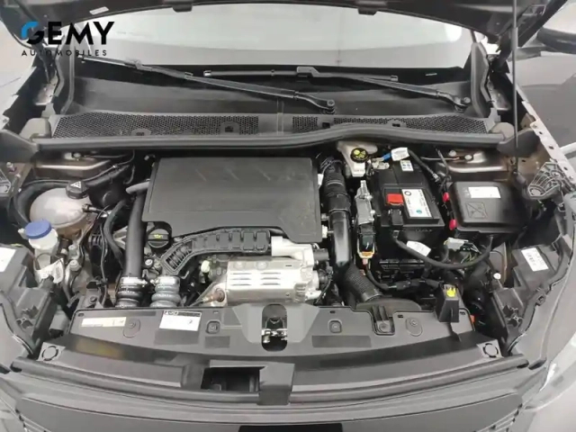 Peugeot 2008 puretech 130 s&amp;s bvm6 — photo 27