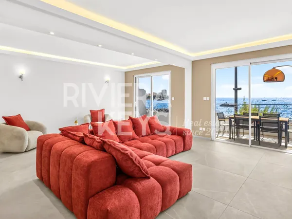 SAINTE-MAXIME : Appartement 4 pièces avec vue mer panoramique exceptionnelle au coeur du centre-vill