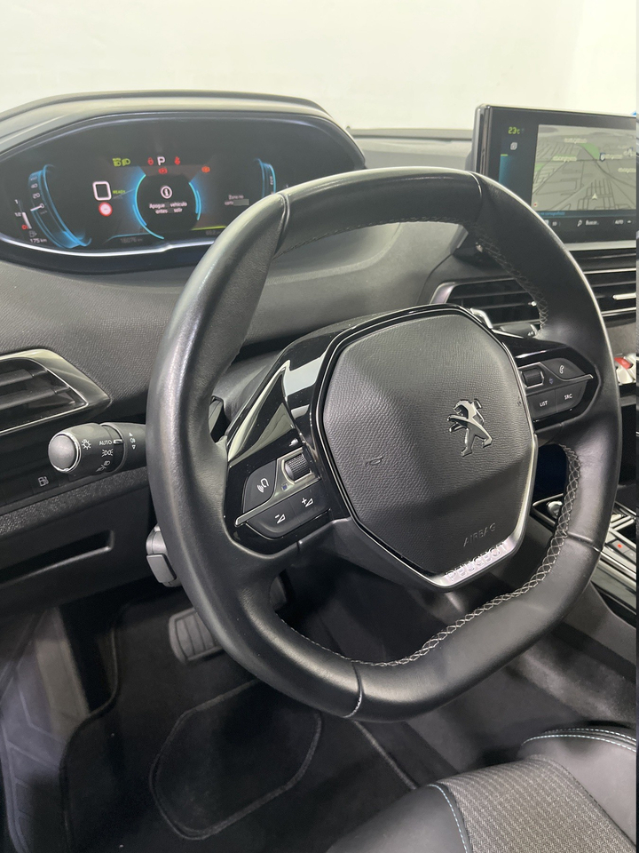 Peugeot 3008 — photo 40