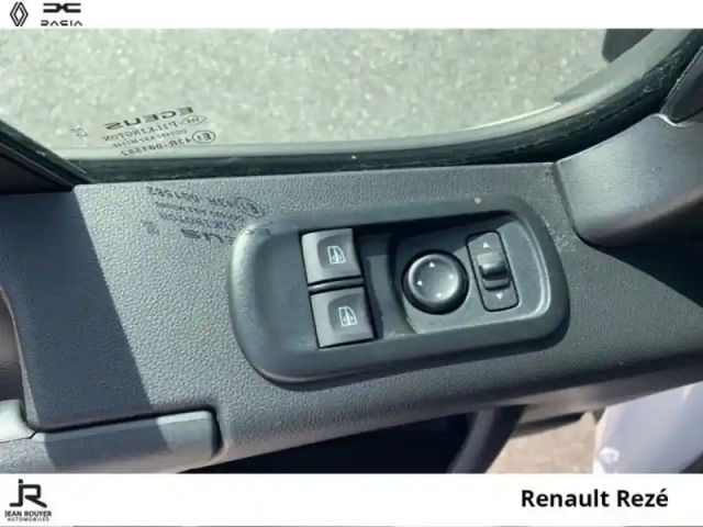 Renault Master fg f3500 l2h2 2.3 blue dci 135ch grand confort euro6e — photo 14