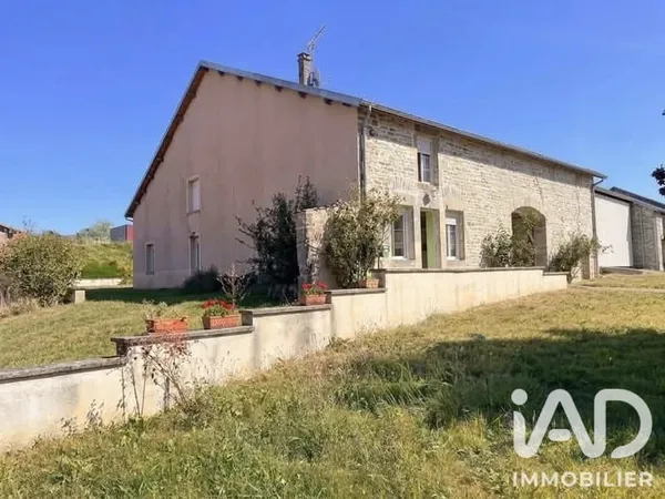 Maison 6 pièces 226 m²