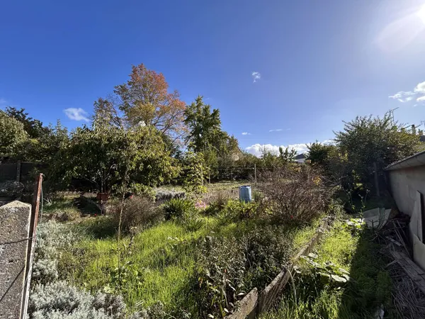 Terrain 366 m²