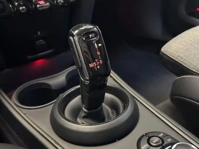 Mini Mini countryman 136 ch bva7 — photo 136
