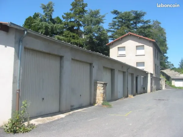 Garage 12 m² Le Puy En Velay