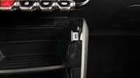 Peugeot 2008 1.2 PureTech 100ch S&S Active — photo 30