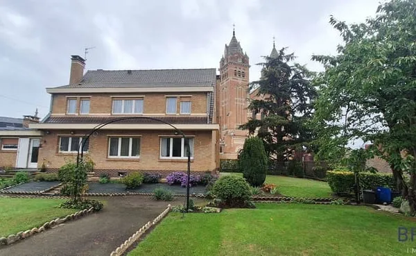 Maison 7 pièces 182 m²