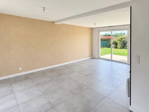 Maison 90 m2 - Chateaubourg 400m2 terrain