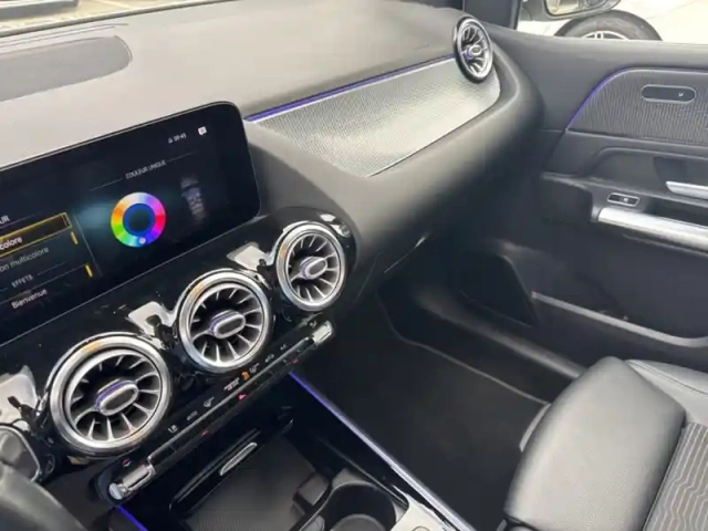 Mercedes Classe B 180 d progressive line edition — photo 13