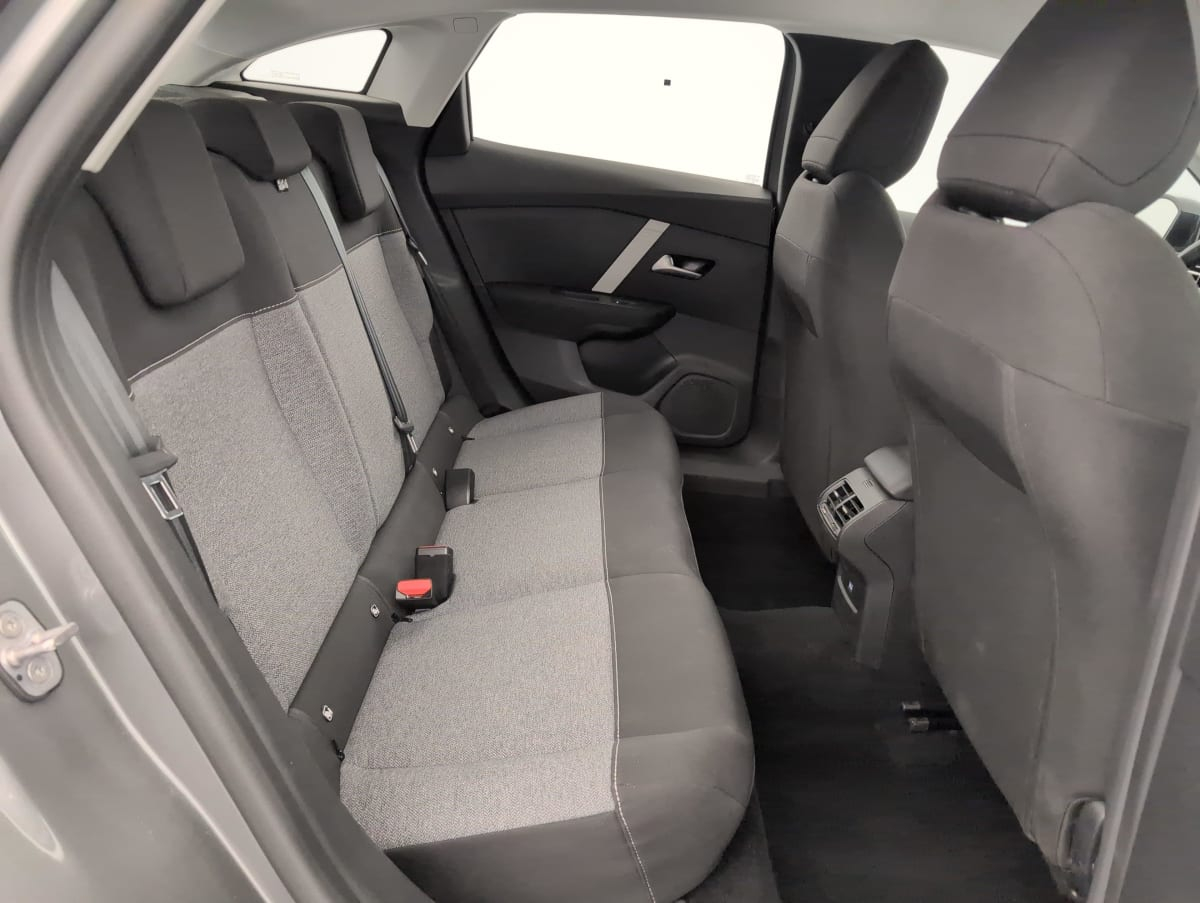 Citroën C4 — photo 10