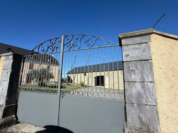 Maison 5 pièces 211 m²