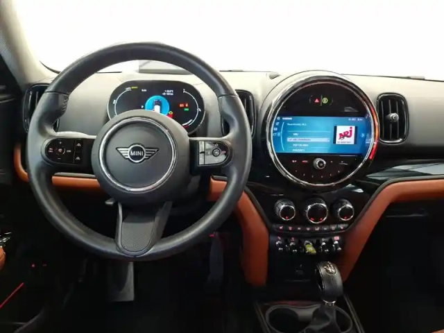 Mini Mini countryman 125 - 95 ch all4 bva6 — photo 12