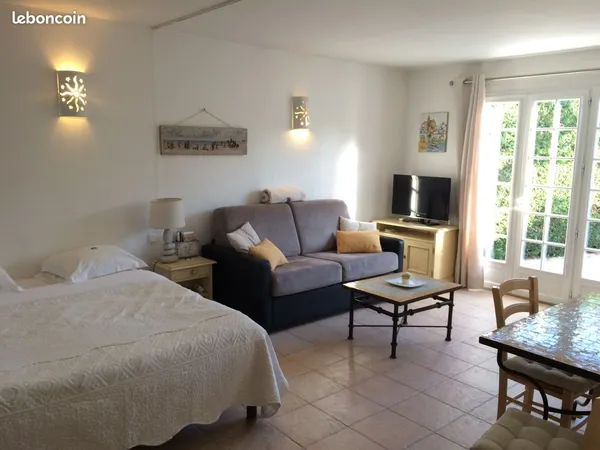 La Colle sur Loup Studio + chambrette dans villa
