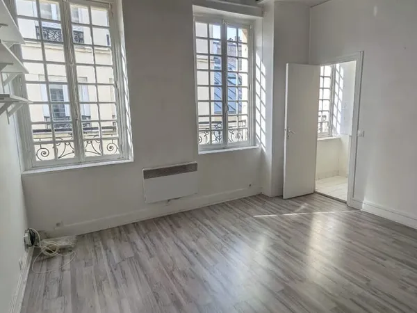 PARIS 3ÈME ? RUE DES GRAVILLIERS ? STUDIO DE CHARME DE 22,03 M²