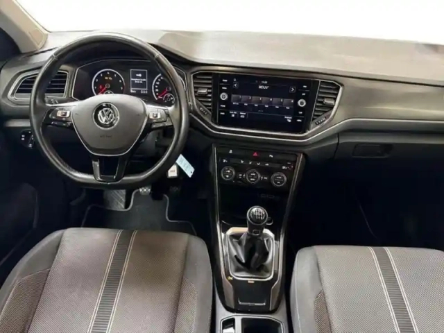 Volkswagen T-Roc 1.0 tsi 115 start/stop bvm6 lounge — photo 8