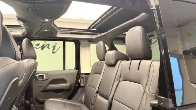 Jeep Wrangler unlimited 4xe 2.0 t 380 ch phev 4x4 bva8 — photo 18