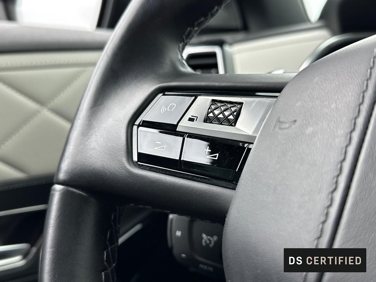 Ds Ds 7 crossback crossback hybride e-tense 225 eat8 rivoli — photo 19