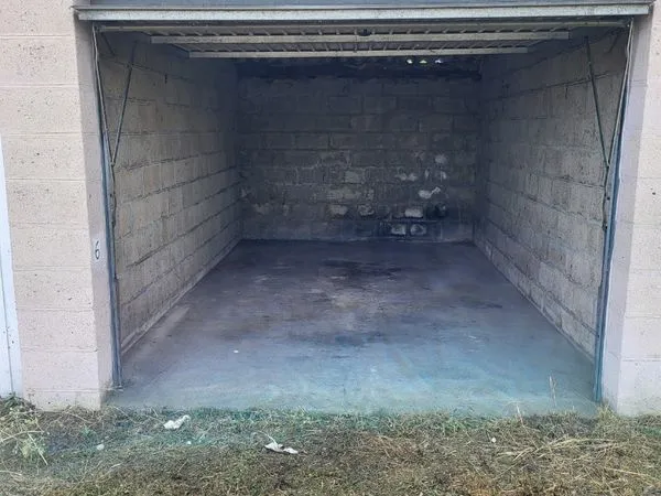 Garage à louer
