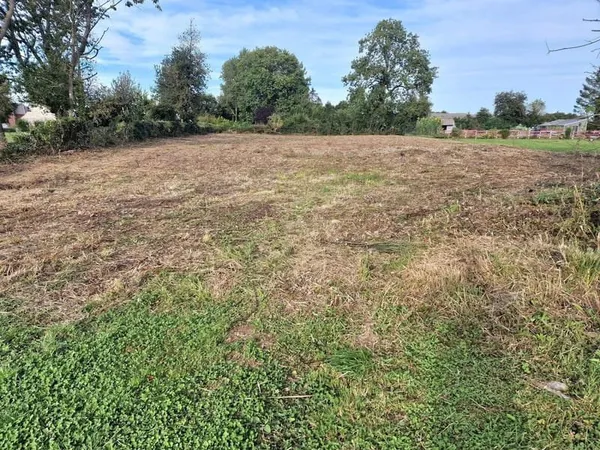 Terrain 2338 m²